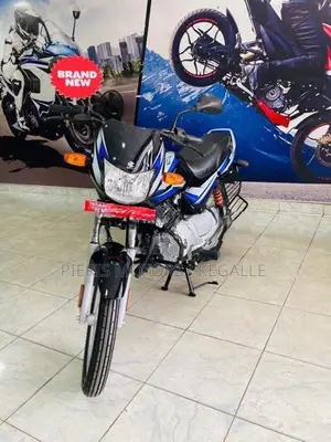 Bajaj CT100 2026
