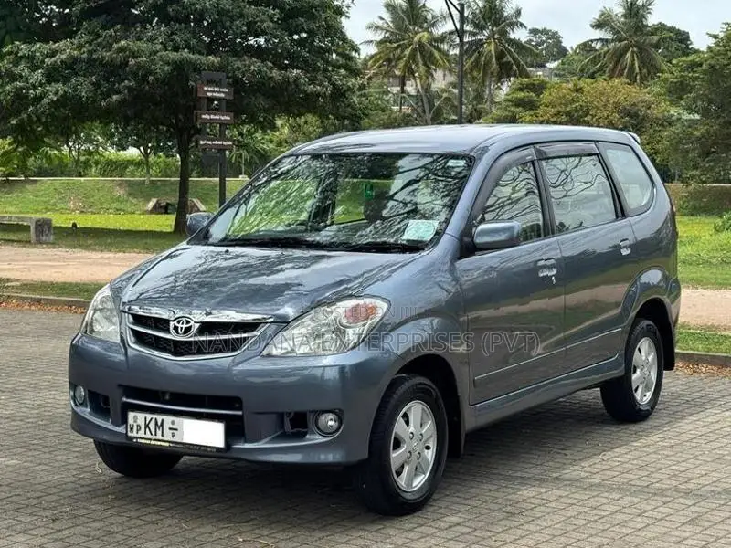 Toyota Avanza 2010