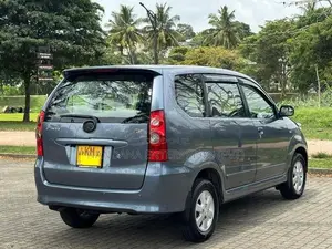 Toyota Avanza 2010