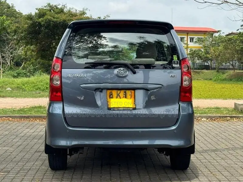 Toyota Avanza 2010