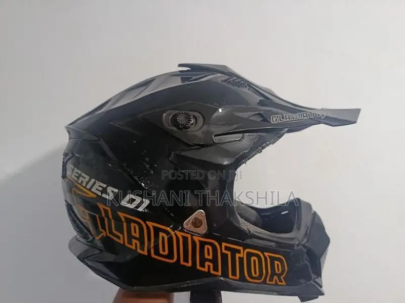 Gladiator Full Face Helmet
