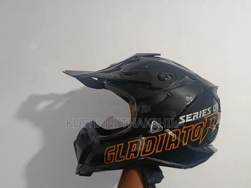 Gladiator Full Face Helmet