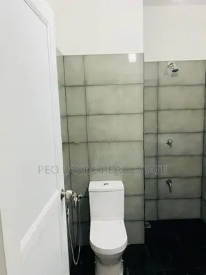 (SA1625) 2BR Apartment for Sale in Oval View Colombo 8