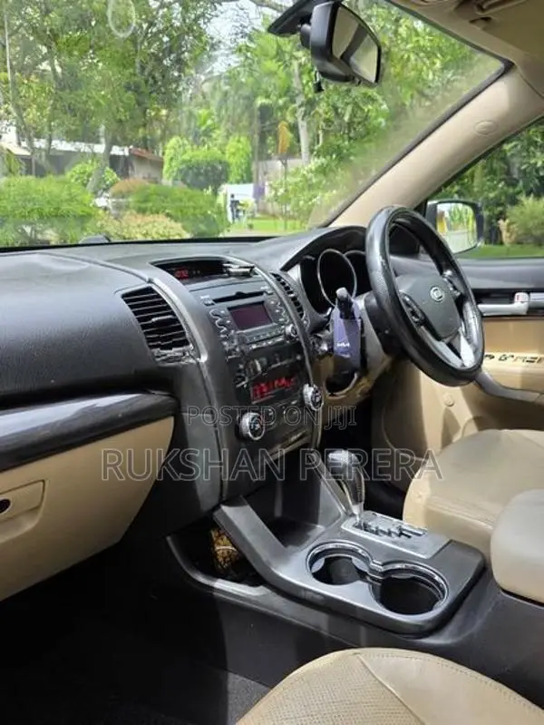 Kia Sorento R 2012