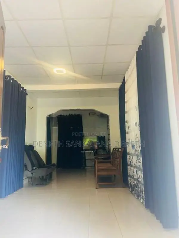 Weyangoda නිවස සහ ඉඩම විකිනීම
