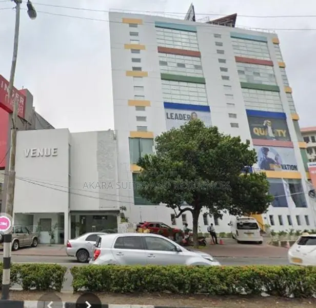 3000 Sq.ft - Hotel for Sale CP38741