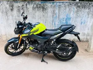 Hero Hunk 160R 2025