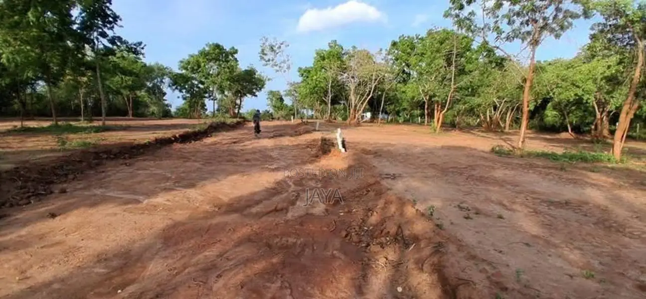 තංගල්ල රැකවෙන් අගනා බිම් කොටසක්