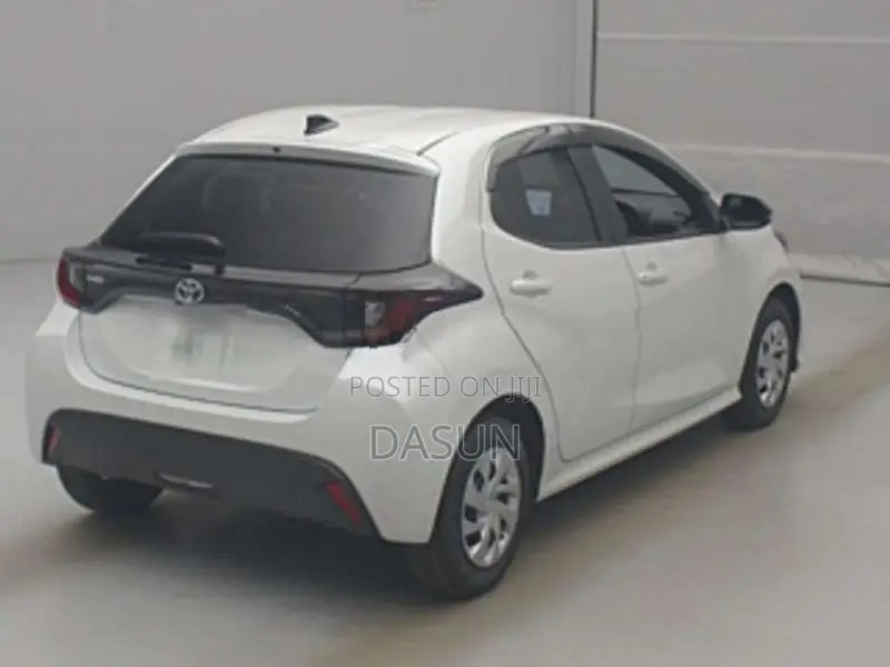 Toyota Yaris X/G grade Import 2024