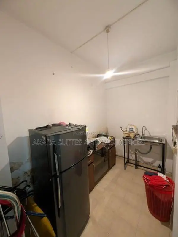 8,600 Sq.ft - Commercial House for Sale CP48285