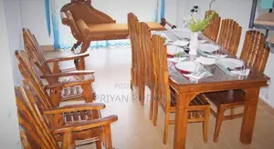 Nuwara Eliya, Fully Furnished Colonial Bungalow on 10 Perches for Sale