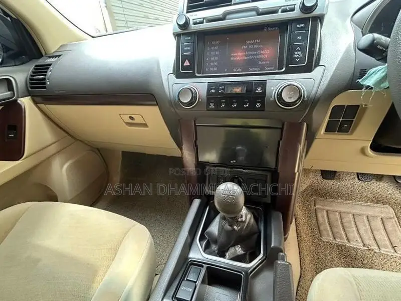 Toyota Land Cruiser Prado 2014