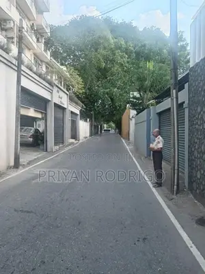 Colombo 03 De Alwis Place 05 BR House on 15 Perches of Land for Rent
