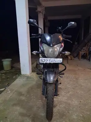 Bajaj Discover 125 2015