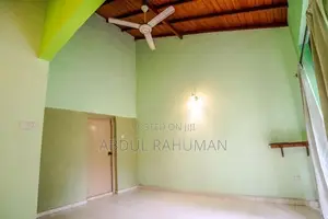 1st Floor 4 Rooms Mount Lavinia Junction House