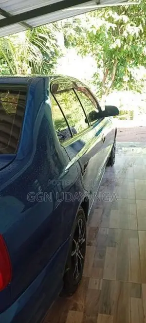 Hyundai Accent 2000
