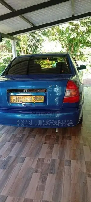 Hyundai Accent 2000