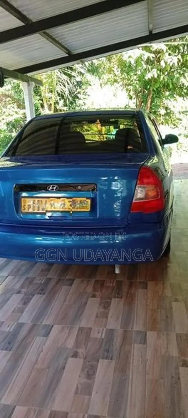 Hyundai Accent 2000