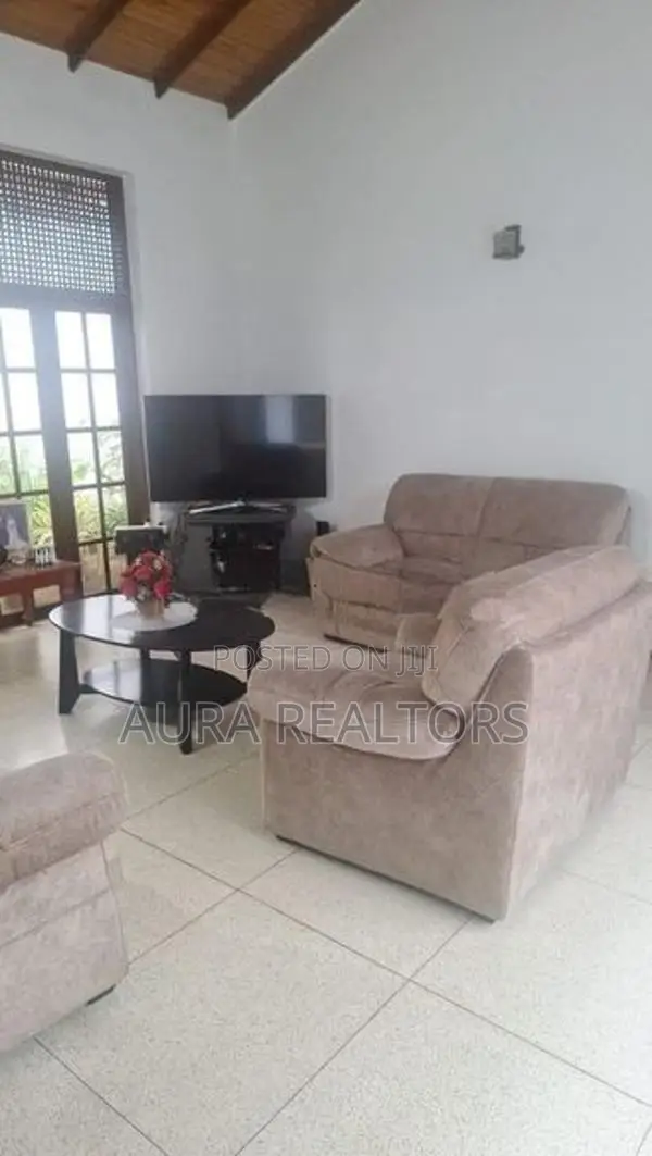 Two Storey House for Rent in Nugegoda ( P-119)