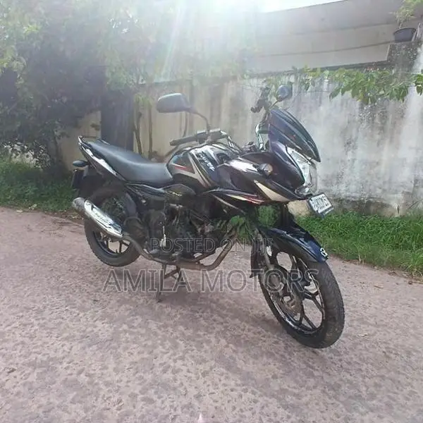 Bajaj Discover 2016