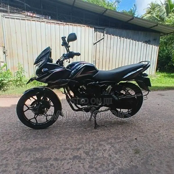 Bajaj Discover 2016