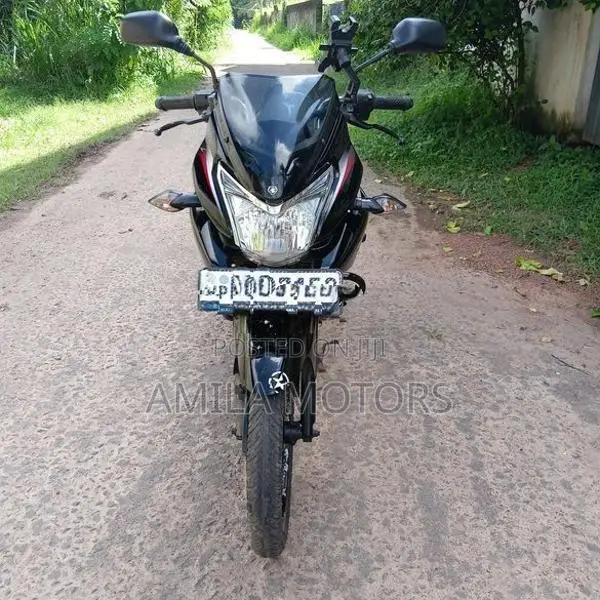 Bajaj Discover 2016