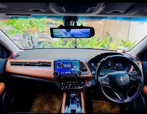 Honda Vezel 2016