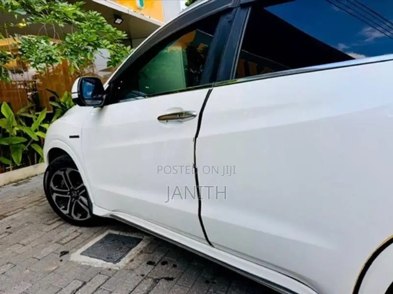 Honda Vezel 2016