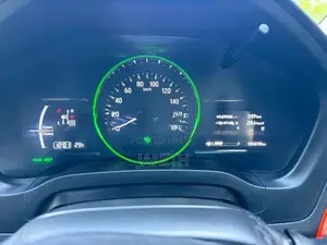 Honda Vezel 2016
