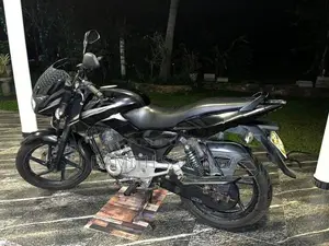 Bajaj Pulsar 150 2015