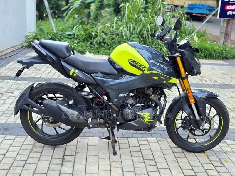 Hero Hunk 160R 2025
