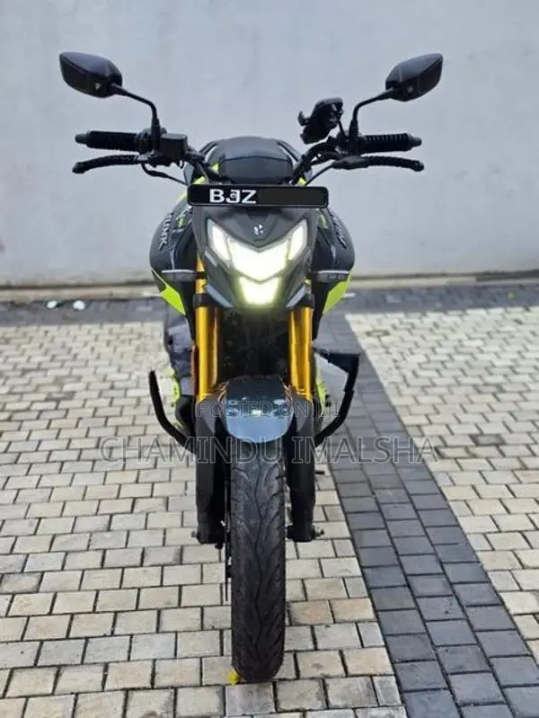 Hero Hunk 160R 2025