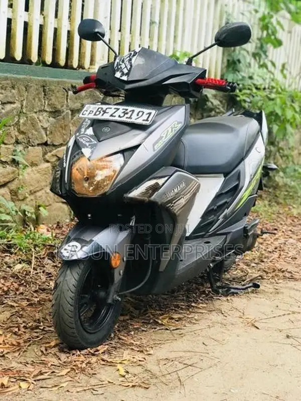 Yamaha Ray ZR 2017