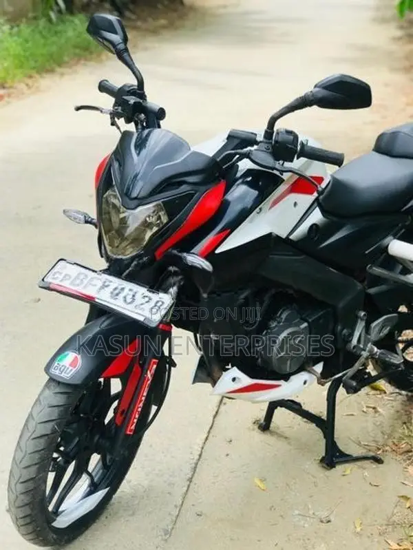 Bajaj Pulsar NS160 2017