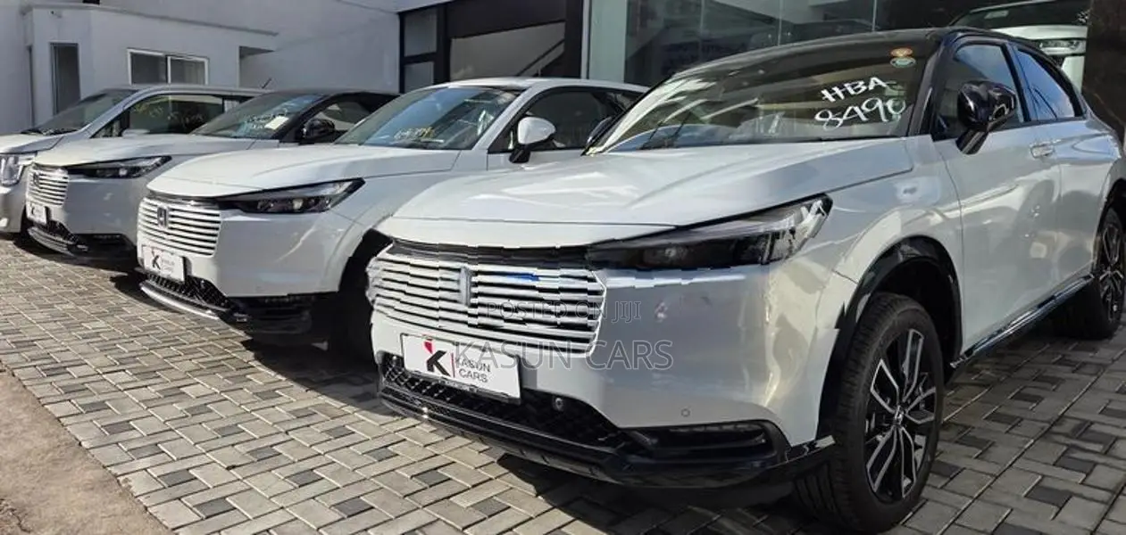 Honda Vezel Z Play Moonroof 2026