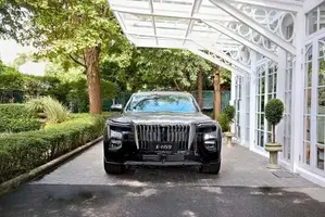 Cadillac Hongqi R Royce E HS9 2026