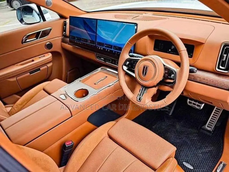 Cadillac Hongqi R Royce E HS9 2026
