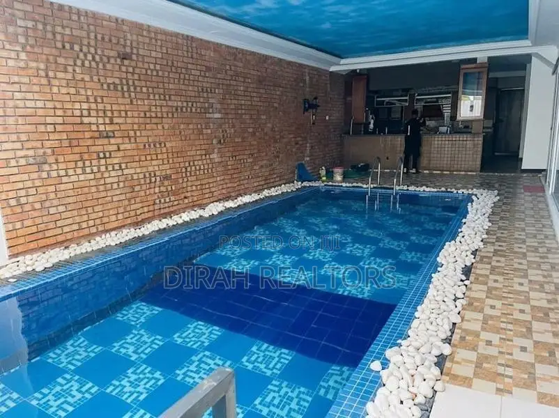 4BR House with Pool for Sale | Battaramulla (DS-024)