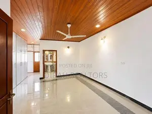 4BR House with Pool for Sale | Battaramulla (DS-024)
