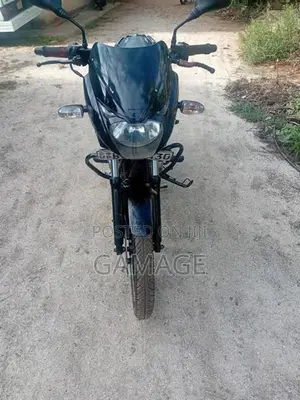 Bajaj Pulsar 150 2015