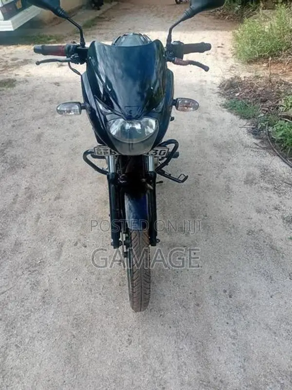 Bajaj Pulsar 150 2015