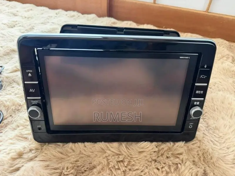 Nissan Dayz Roox Audio System