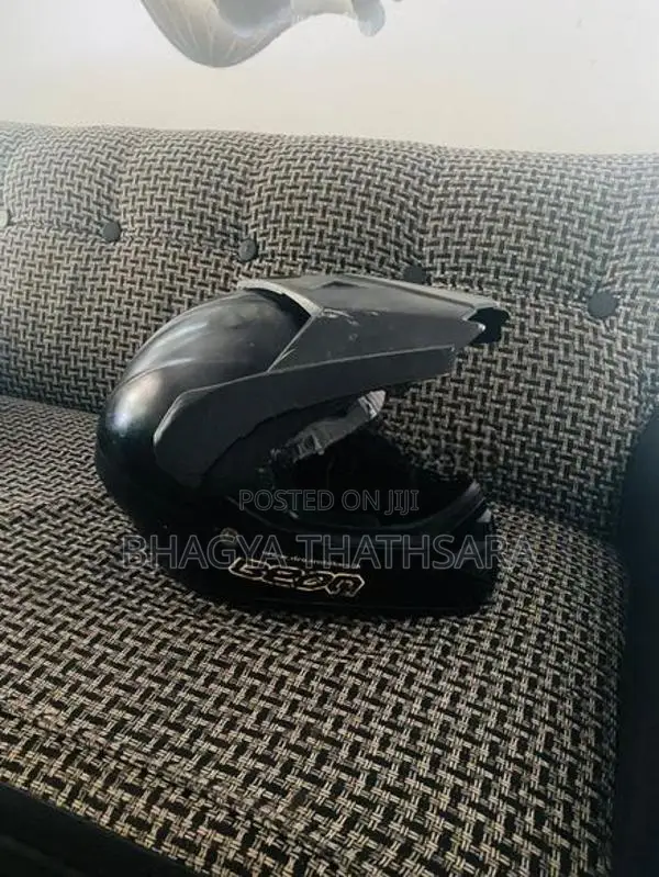 Beon Full Face Helmet