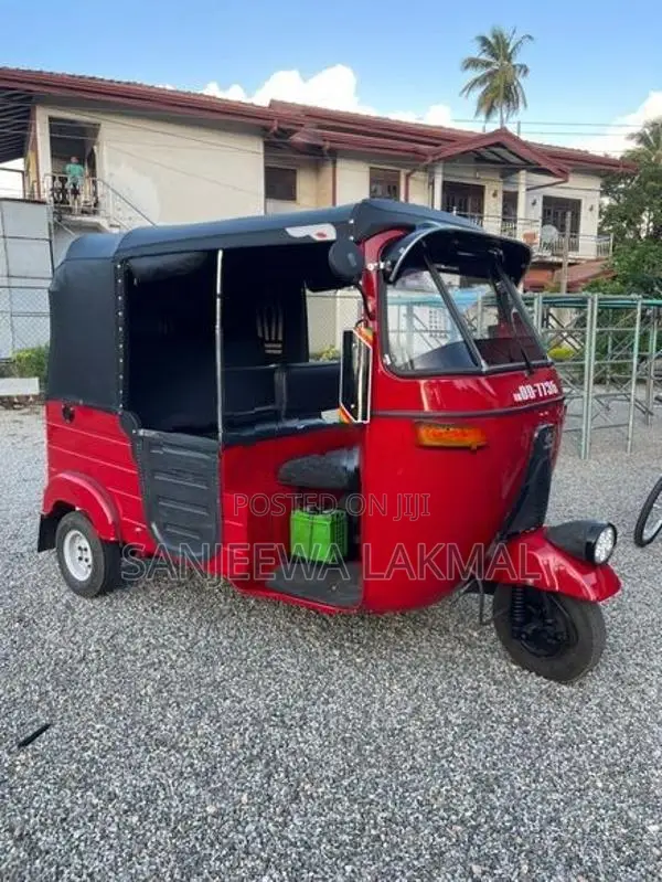Bajaj RE 2stork 2005