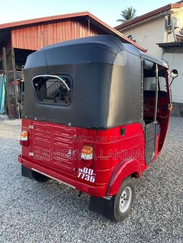 Bajaj RE 2stork 2005