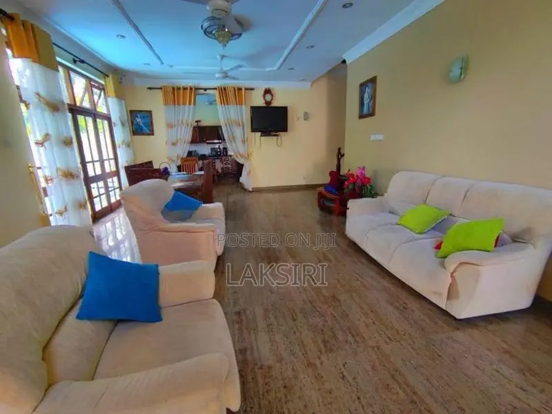 Fully Furnished Solar Electricity House Rent Thalawathugoda Hokandra R