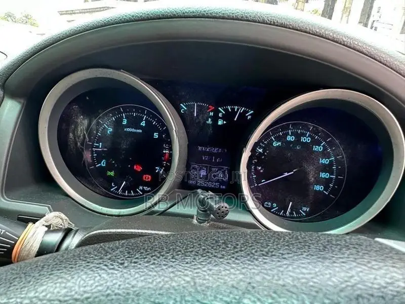 Toyota Land Cruiser V8 2009