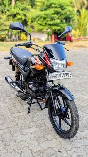Bajaj Platina 100 2016