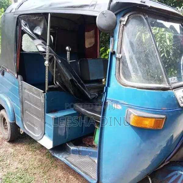 Bajaj RE QE 2006