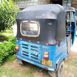 Bajaj RE QE 2006